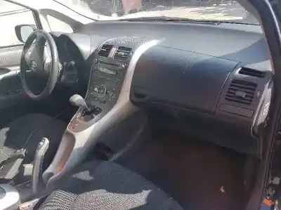 Veicolo di demolizione toyota auris luna+ dell'anno 2007 alimentato 1ndtv