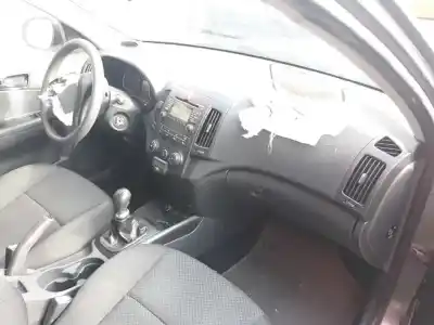 Veículo de Sucata hyundai i30 (gd) classic do ano 2011 alimentado d4fb