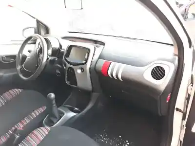 Veículo de Sucata citroen c1 feel do ano 2017 alimentado hm01