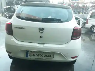 Veículo de Sucata dacia sandero ambiance do ano 2017 alimentado b4db4