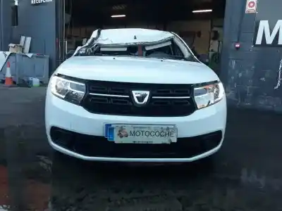 Veículo de Sucata dacia sandero ambiance do ano 2017 alimentado b4db4