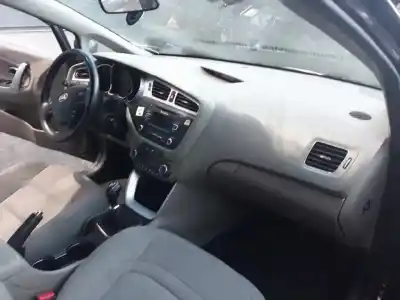 Veículo de Sucata kia pro cee´d (jd) 1.4 crdi 90 do ano 2013 alimentado d4fc