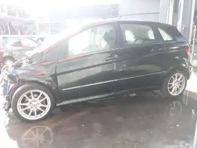 Sloopvoertuig mercedes-benz clase b (w245) 180 cdi (245.207) van het jaar 2009 aangedreven 640940