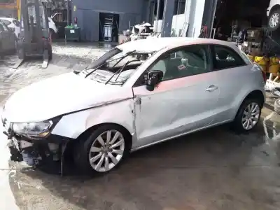Здавання транспортного засобу audi a1 (8x) attraction року 2010 потужний cayc Здавання транспортного засобу audi a1 (8x) attraction року 2010 потужний cayc
