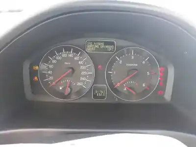 Veículo de Sucata volvo c30 1.6 d drive kinetic do ano 2013 alimentado d4162t