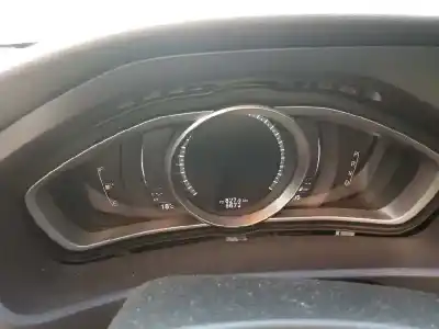 Veículo de Sucata volvo v40 momentum do ano 2018 alimentado b4154t5