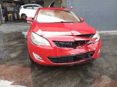 Veículo de Sucata opel astra j lim. enjoy do ano 2010 alimentado a17dtr