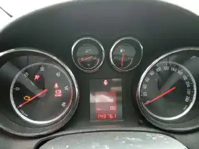 Veículo de Sucata opel astra j lim. enjoy do ano 2010 alimentado a17dtr