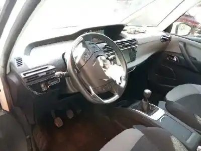 Здавання транспортного засобу citroen c4 picasso intensive року 2013 потужний 9h05