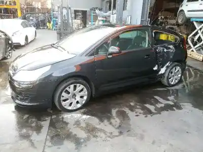 Veicolo di demolizione citroen c4 coupe vts dell'anno 2005 alimentato rhr