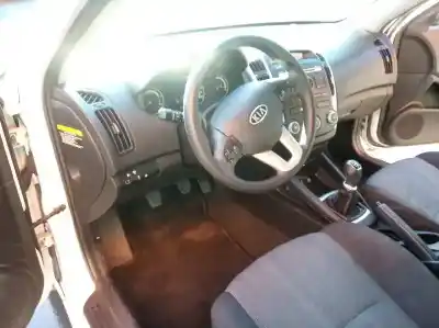 Scrapping Vehicle kia pro cee´d (ed) 1.6 crdi 90 of the year 2011 powered d4fb