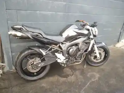 Scrapping Vehicle YAMAHA FZ 1 / FZ 6 FAZER 600 cm3 of the year 2003 powered 