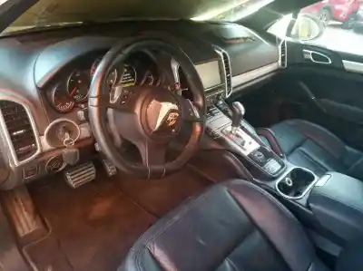 Veículo de Sucata porsche cayenne (typ 92aa) 4.8 v8 cat do ano 2011 alimentado m4802