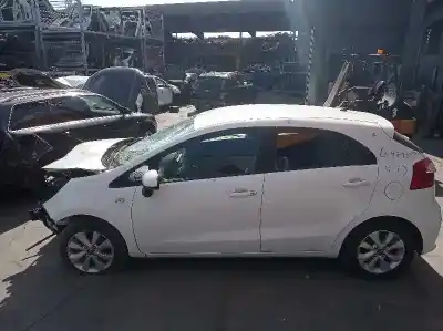 Veículo de Sucata kia rio (yb) 1.2 cat do ano 2017 alimentado g4la