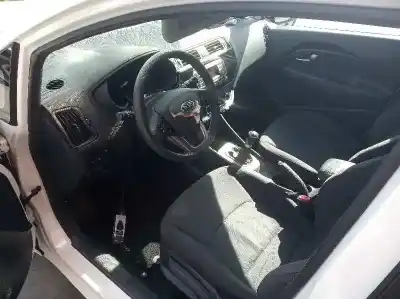 Veículo de Sucata kia rio (yb) 1.2 cat do ano 2017 alimentado g4la