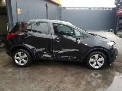 Veicolo di demolizione OPEL MOKKA Selective dell'anno 2015 alimentato B16DTH