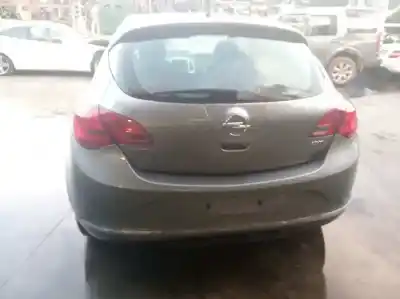 Veículo de Sucata opel astra j lim. selective do ano 2015 alimentado b16dtl