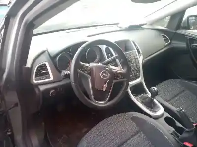 Veículo de Sucata opel astra j lim. selective do ano 2015 alimentado b16dtl