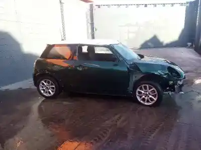 Здавання транспортного засобу mini mini (f56) cooper d року 2015 потужний b37c15a