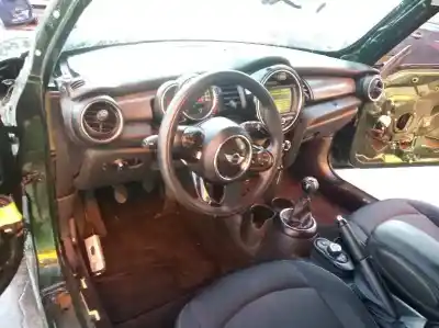 Здавання транспортного засобу mini mini (f56) cooper d року 2015 потужний b37c15a