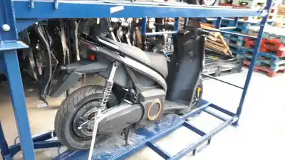 Veículo de Sucata seat mo mo do ano 2024 alimentado 