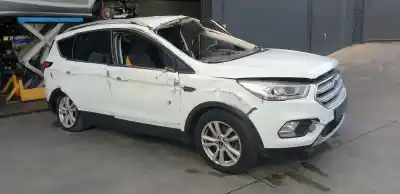 Vehículo de desguace ford                                               kuga (cbs)                                                                                                                                                                                                                                                 st-line limited edition                                                                                                                                                                                                                                    del año 2017 con motor 