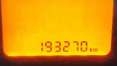 Veículo de Sucata citroen c2 empresa do ano 2004 alimentado bhz