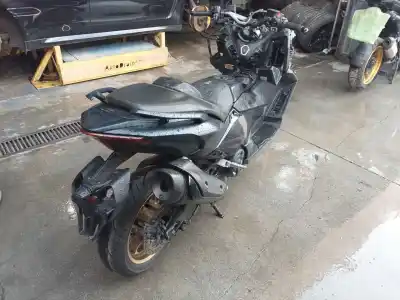 Veículo de Sucata yamaha tmax tmax do ano 2022 alimentado j420e