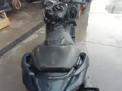 Veículo de Sucata yamaha tmax tmax do ano 2022 alimentado j420e