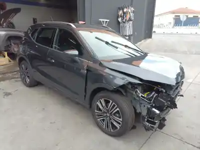 Veículo de Sucata SEAT ARONA FR do ano 2024 alimentado 