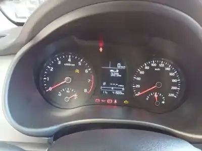 Veículo de Sucata kia stonic (ybcuv) concept do ano 2023 alimentado g4lf