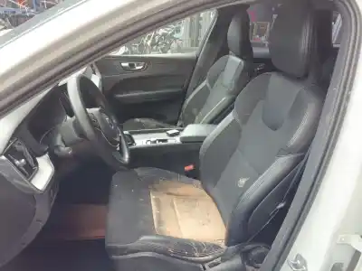 Veículo de Sucata volvo xc60 ii (246) b4 mild-hybrid do ano 2021 alimentado d 420 t8