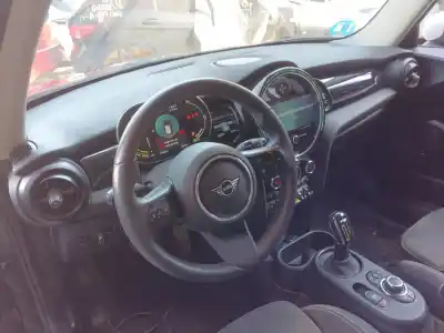 Veicolo di demolizione mini mini (f56) cooper se / electric dell'anno 2023 alimentato ib1p25b