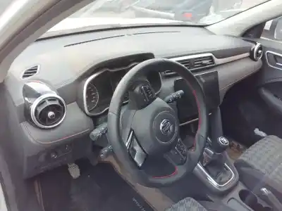 Veículo de Sucata mg zs comfort do ano 2024 alimentado 15s4c