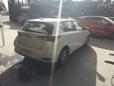 Veículo de Sucata toyota auris (_e18_) 1.8 hybrid (zwe186_) do ano 2017 alimentado 2zr-fxe