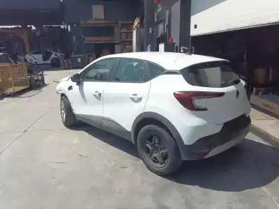 Scrapping Vehicle renault captur ii (hf_) tce 160 (hfn1) of the year 2023 powered h4df4