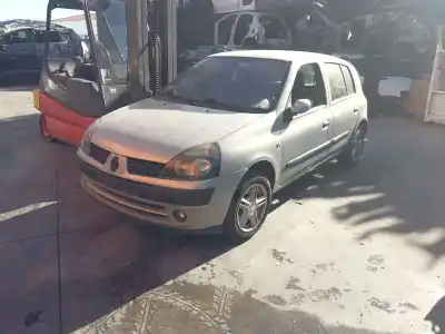 Vehículo de desguace RENAULT CLIO II (BB_, CB_)  del año 2001 con motor F9Q 780,F9Q 782