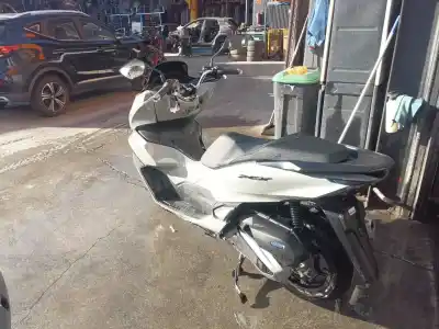 Scrapping Vehicle honda pcx pcx 125 (jk05) of the year 2024 powered jk05e