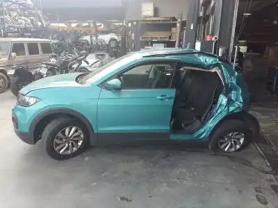 Veículo de Sucata volkswagen t-cross (c11) 1.0 tsi do ano 2023 alimentado dla