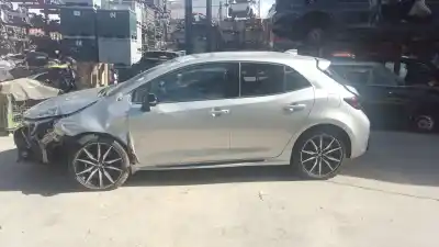 Veículo de Sucata toyota corolla fastback (_e21_) 1.8 hybrid (zwe211) do ano 2024 alimentado 2zr-fxe