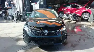 Veículo de Sucata renault clio v  do ano 2024 alimentado h4d f4