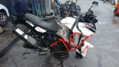 Veículo de Sucata KTM SUPER ADVENTURE  do ano 2015 alimentado GASOLINA