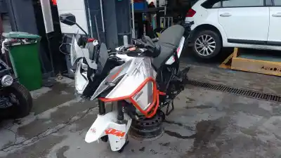 Veículo de Sucata ktm super adventure 1290 super adventure do ano 2015 alimentado gasolina