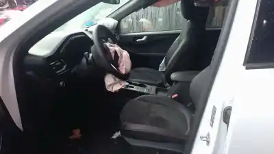 Veículo de Sucata ford kuga iii (dfk) 2.5 duratec plug-in-hybrid do ano 2023 alimentado bgda