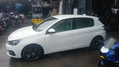 Veículo de Sucata peugeot 308 ii (lb_, lp_, lw_, lh_, l3_) 1.6 hdi 100 do ano 2018 alimentado bh02