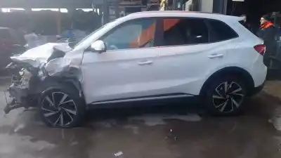 Veículo de Sucata mg zs 1.5 hybrid+ do ano 2025 alimentado 15fhc, tz180xs080