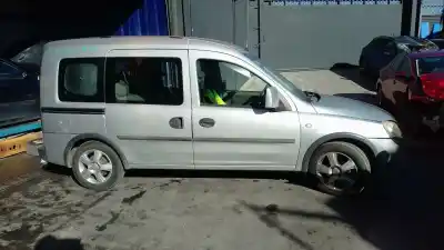 Hurda Aracı OPEL COMBO TOUR  Yılın 2004 güçlü Y 13 DT,Z 13 DT