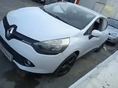 Sloopvoertuig renault clio iv authentique van het jaar 2014 aangedreven k9k612