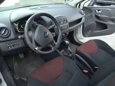 Sloopvoertuig renault clio iv authentique van het jaar 2014 aangedreven k9k612