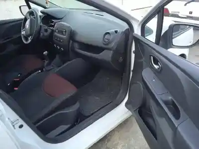 Sloopvoertuig renault clio iv authentique van het jaar 2014 aangedreven k9k612